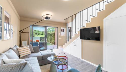 NEW stylish Casa Melisa with 2 gardens and BBQ facilities! - Foto 4