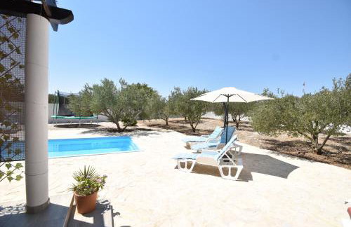 Villa Bubica- cozy holiday home in rural area with pool - Photo 59