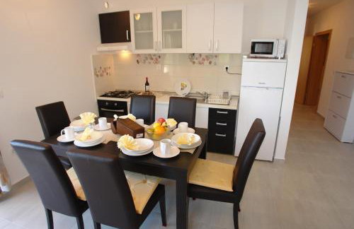 Robinson Bella - Foto 53