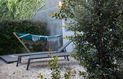 The Jolie - A Retreat in the City in an Entire House - Foto 20