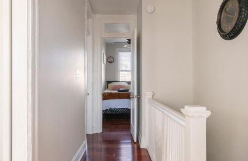 Comfortable 4 Bedroom Home with City View Near Capitol Hill Washington DC - Foto 19
