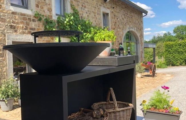 Well Kept House with Fireplace near Forest - Foto 14