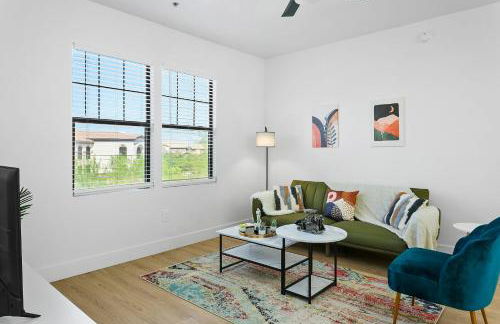 CozySuites Glendale by the stadium with pool 05 - Foto 6