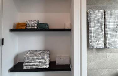 Contemporary Lakehouse in Lakeville - Foto 30