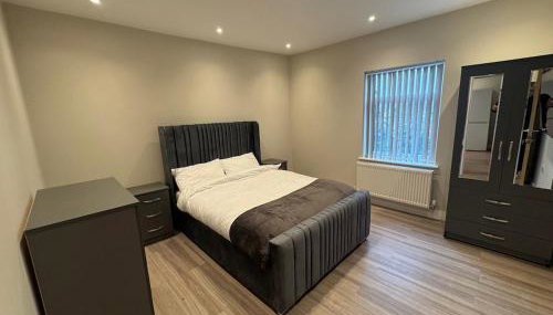 Brand New Luxury Centrally Located 2BR Apartment - Foto 5