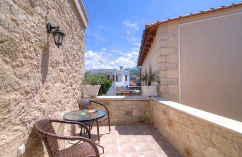 Askoutsi Manor, a Natural Tranquil Retreat, By ThinkVilla - Photo 4