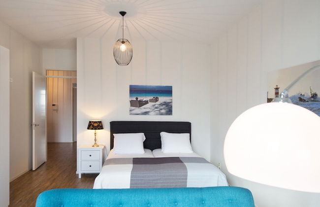 Appealing Apartment in Den Haag With Balcony, Terrace - Photo 17