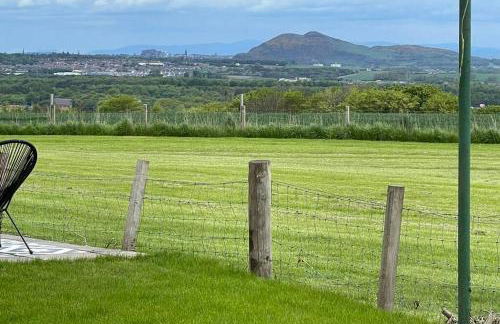 Castle View House - Photo 20