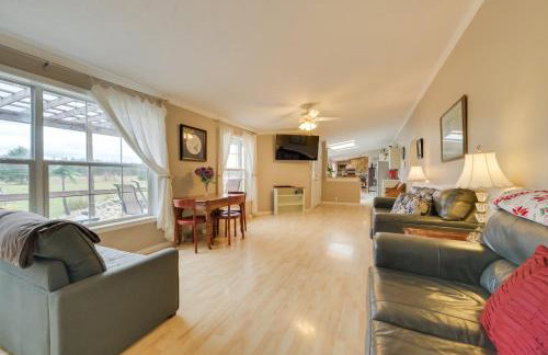 The Country House - Kalkaska Retreat with Fire Pit - Foto 4