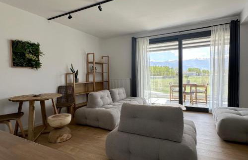 On the Edge - Suites & Apartments - Photo 7