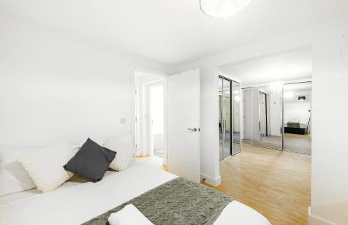 Huge Digbeth Apt Sleeps 8 5bed Free Parking. - Foto 33