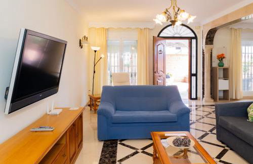 Cubo's Villa Paraiso - Photo 19