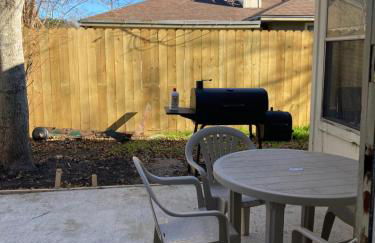 Adorable Home Away from Home - Foto 23