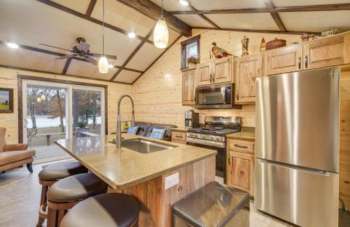 Minong Flowage Cabin with Fire Pit and Dock! - Foto 8