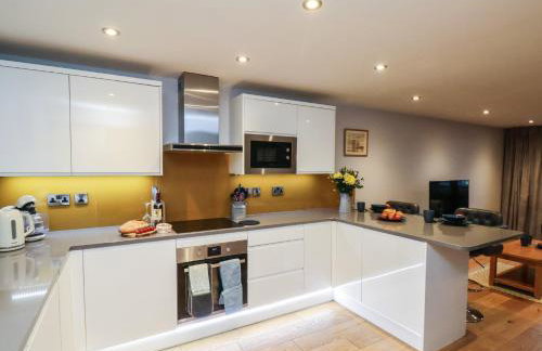 Premier, Transit & Lady Hilda Engine Shed - Photo 11