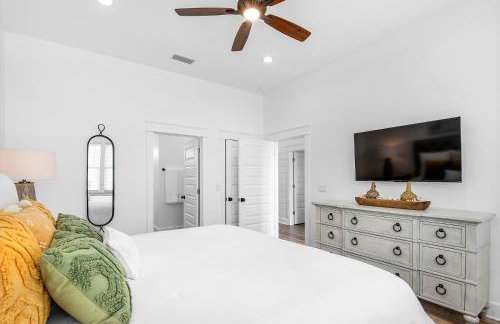 Latitude! New 8 Bedrooms! Beach! - Foto 20