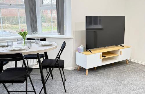 Newly Furnished Modern 2 Bedroom Flat With Free Parking in Humberstone Leicester - Foto 4