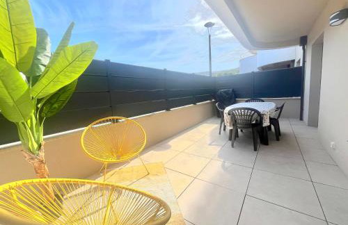 T2 SUN 3 étoiles- Plage & Commerces à 200m- Terrasse avec Barbecue- Résidence neuve avec Parking & Wifi - Foto 6