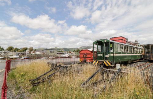 1 South Snowdon Wharf - Photo 31