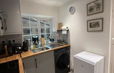 Ground Floor Apartment with Private Garden - Near Victoria Park - Foto 17