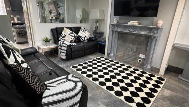 2 bed house sleeps 4-5 - Foto 3