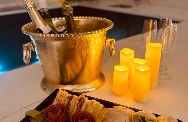 The Bell Tower - Foto 38