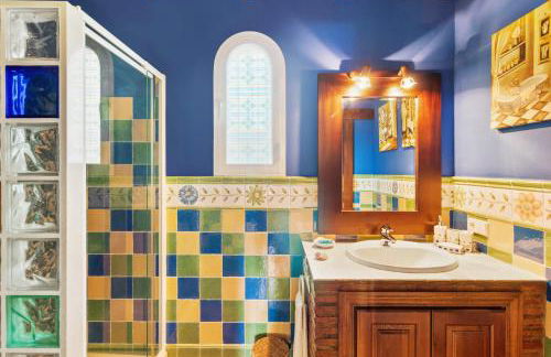 Villa estilo mediterránea con Piscina, Jardín, Bbq y Jacuzzi - VILLA BEL AIR REAL - Photo 5