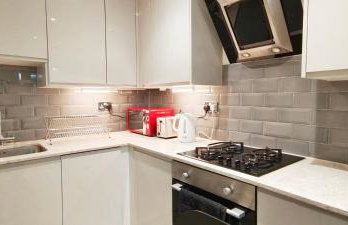 First floor Flat 1 Northwood - Foto 8