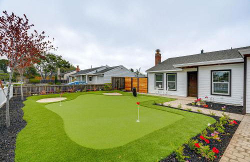 Del Rey Oaks Vacation Home with Mini-Golf Course! - Foto 3