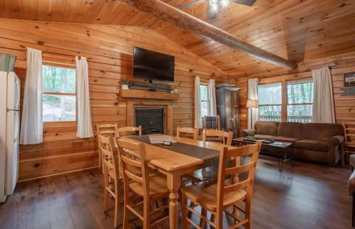 Table Rock Lake Cabin - Sassafras #14 with Lake Access Hot Tub Outdoor Pool - Foto 11