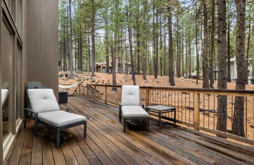 Treehouse Cabin Hot Tub Sauna Game Room - Foto 33