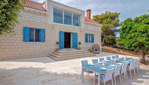 A gorgeous villa on a private property on the island Brač - Foto 4