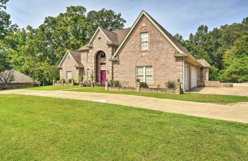 Victorian Hernando Home about 25 Miles to Memphis - Foto 1