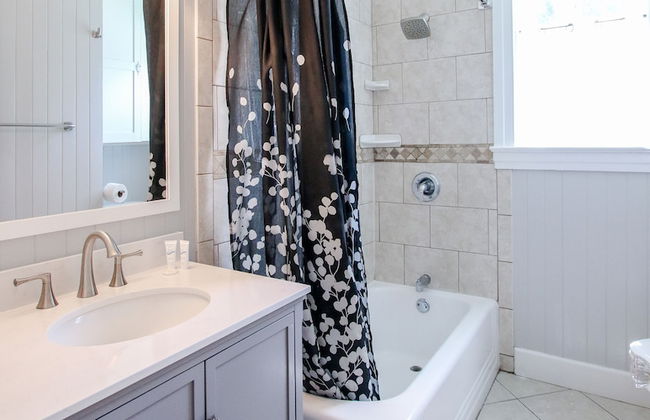 Historic Home for 7 with Apartment - Foto 68