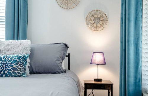 Vineyard Cottage-Pet Friendly & Walk to Oaklawn! - Foto 33