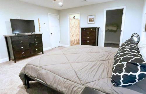 Maplewood Retreat Sleeps 6 Kingston NH by Vacation Your Way - Foto 22