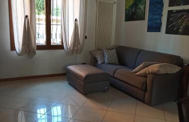 Angolo di pace a pochi passi dal centro e dal mare - Photo 8