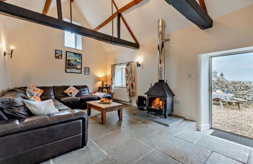 Castle Forge 4-Bedroom Historic Purbeck Forge in Kingston, Corfe Castle, Sleeps 7 - Photo 1