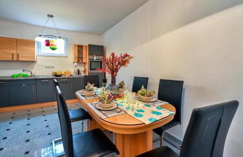 Beautiful Home In Dugo Selo - Foto 19