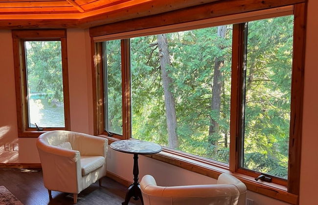 Boardman Monarch Upscale River Lodge HOT Tub! - Foto 46