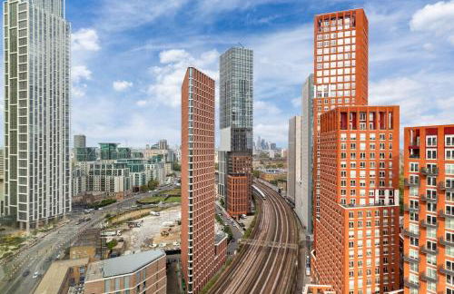 2 BR Apt By Regal Realms Short Lets & Serviced Accommodation London 18th Floor Sky View with Rooftop Access & Gym - Foto 16