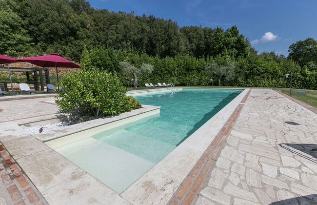 Luxury, Modern Apartment With Pool and Stunning Views - Foto 34