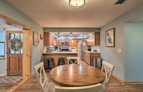 20 Mi to UF Campus Santa Fe Lake Escape with Dock! - Foto 8