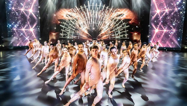 Spettacolo BLINDED by DELIGHT Grand Show nel Teatro Friedrichstadt-Palast - Photo 5, Uno spettacolo unico