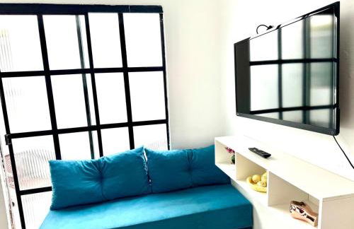 Lindo APT 05 em bairro central de Petrolina em prédio familiar - Foto 12