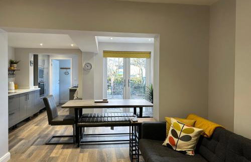 Homely house at the foot of Snowdonia - Photo 1