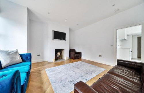 Modern 2 Bedroom Flat with Free Parking - 2 mins from Ascot Racecourse - Foto 8