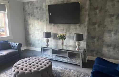 3BR Sleeps 6 Free Parking Near Glasgow City Centre - Foto 1