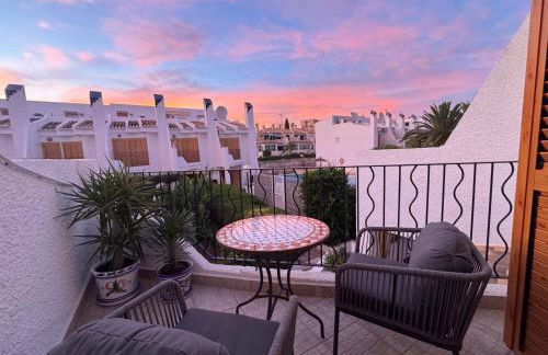 Contemporary House in Cabo Roig - Photo 16