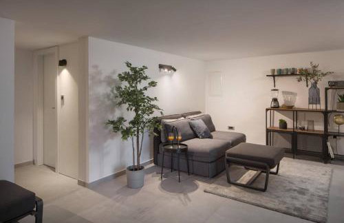 Luxury Villa Energy Orebic - Peljesac, Heated Pool, Ideal 8 Guests, Seafront - Photo 13